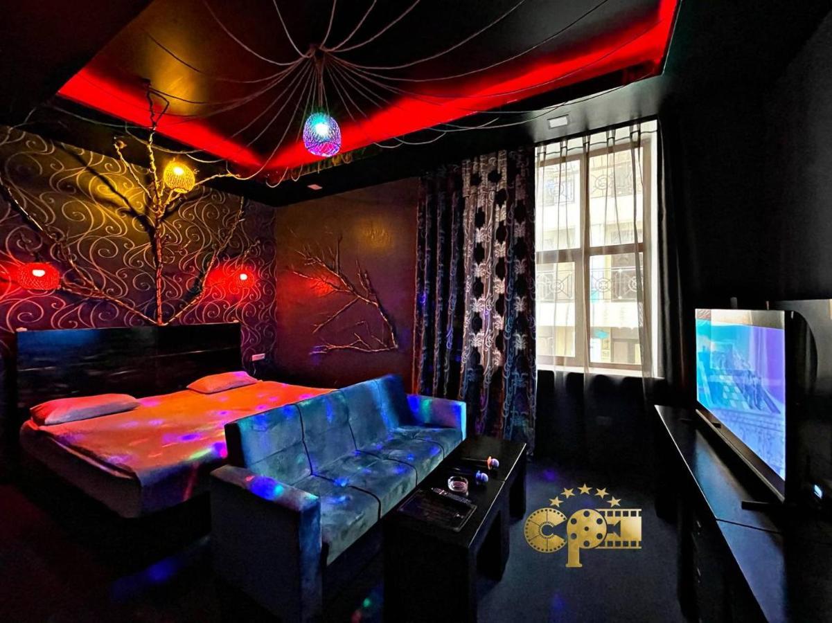 Cinema Plaza Hotel Баку Екстер'єр фото