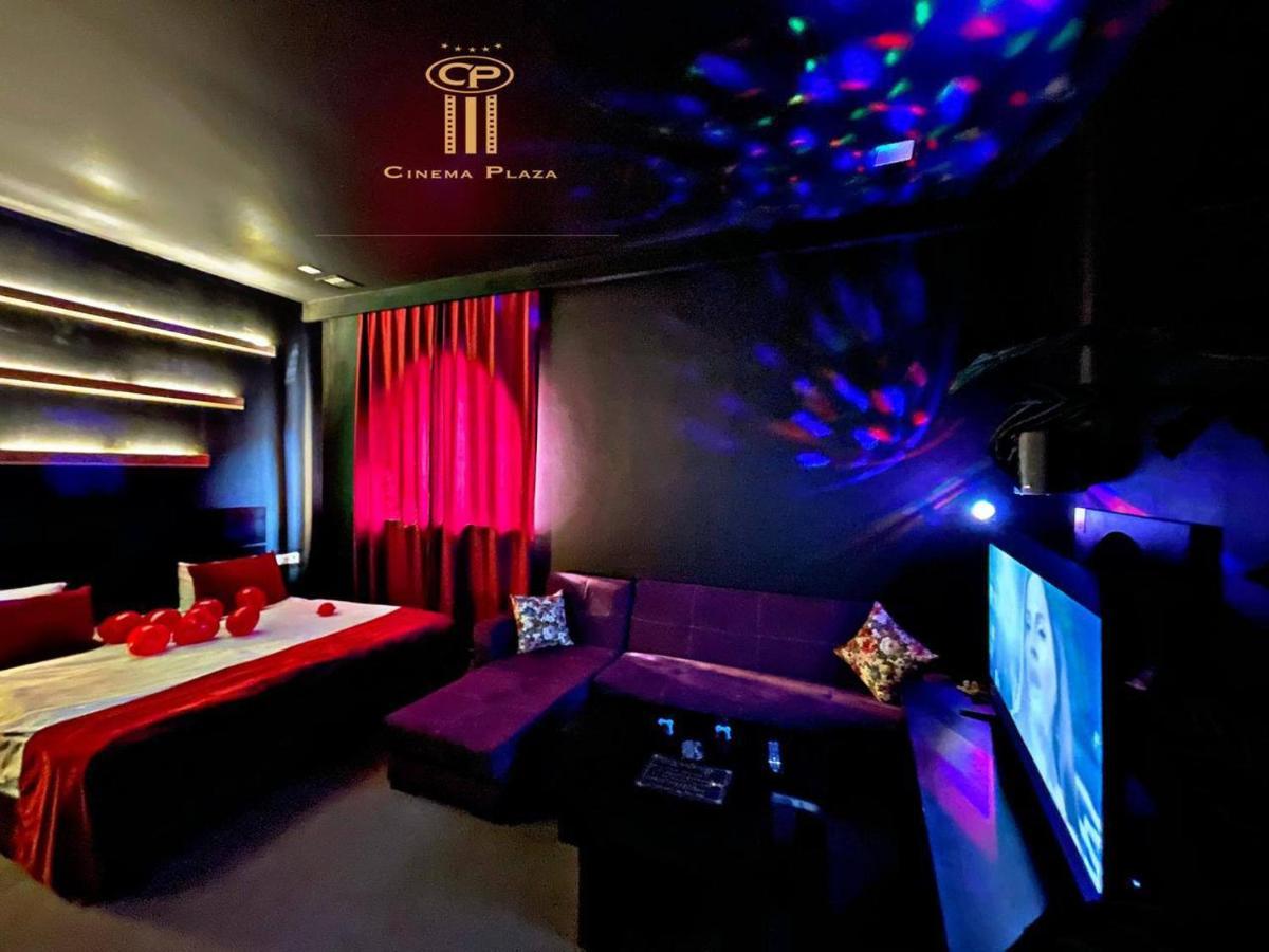 Cinema Plaza Hotel Баку Екстер'єр фото