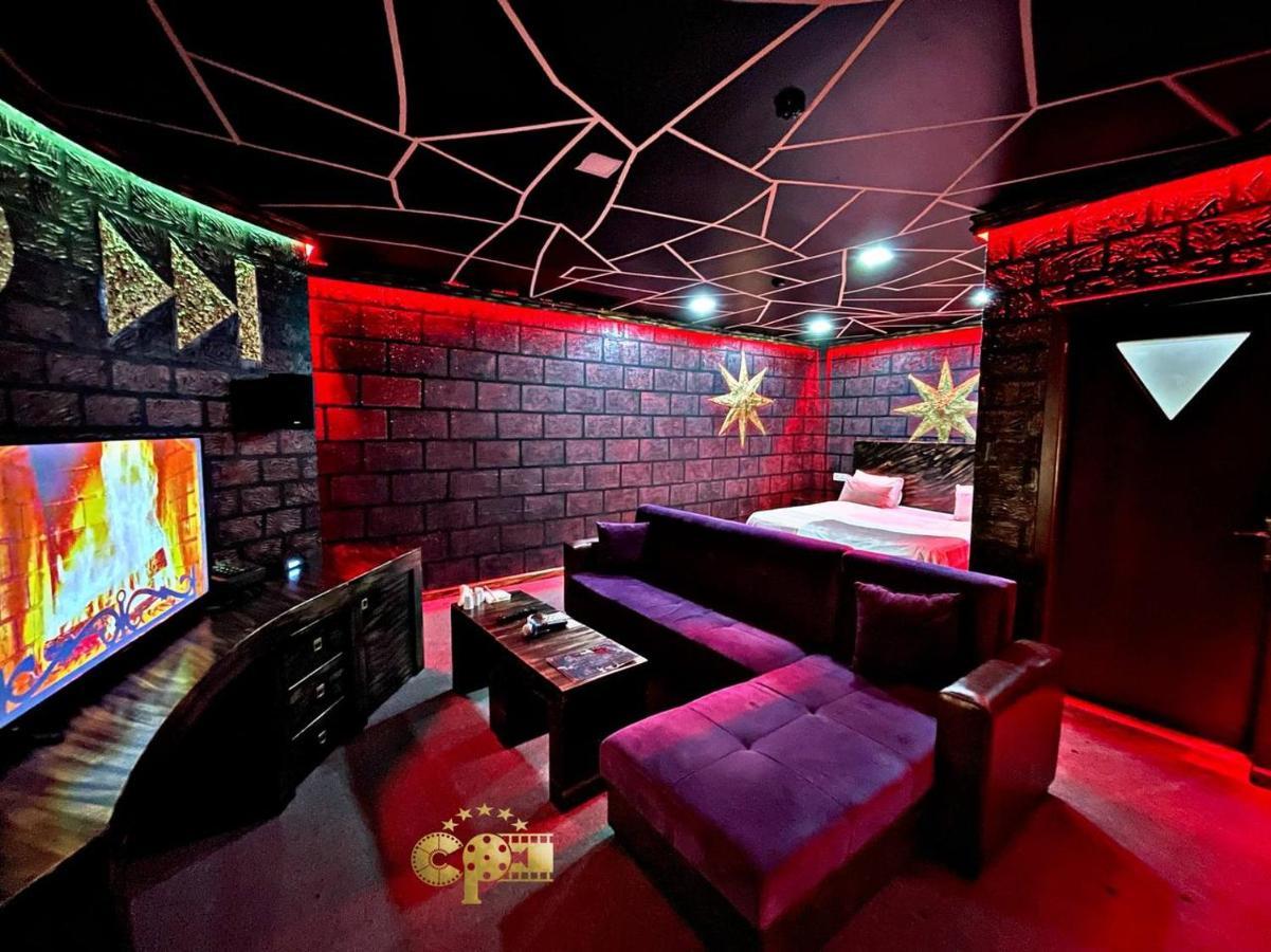 Cinema Plaza Hotel Баку Екстер'єр фото