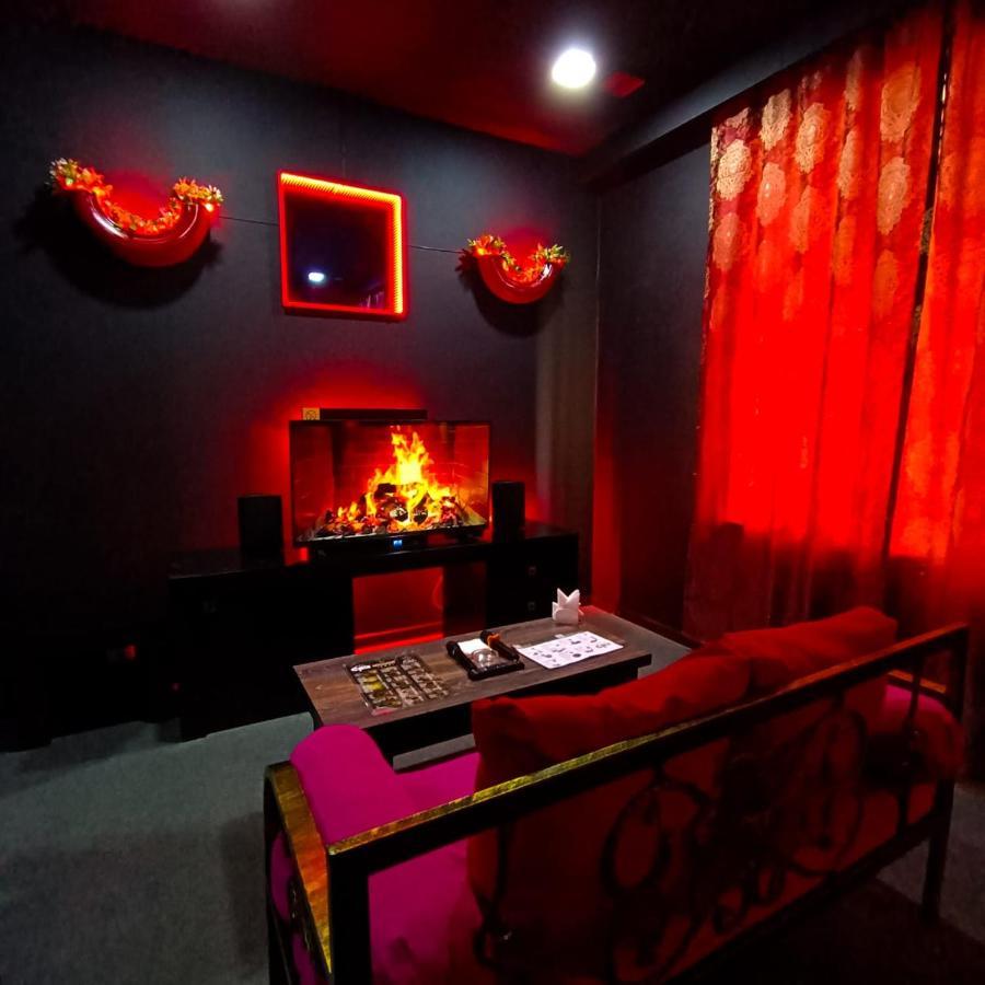 Cinema Plaza Hotel Баку Екстер'єр фото