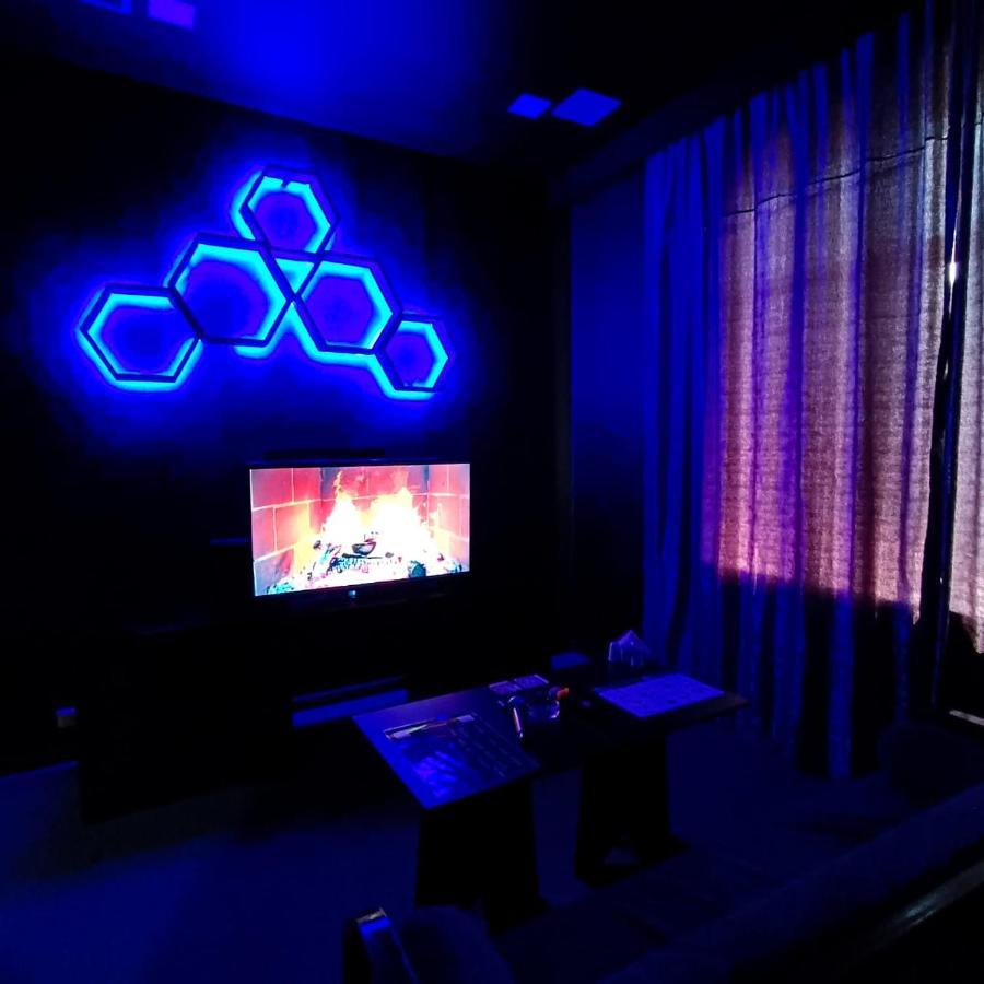 Cinema Plaza Hotel Баку Екстер'єр фото