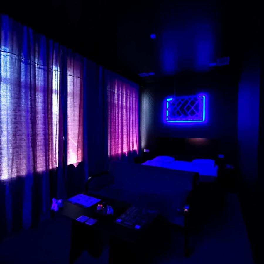 Cinema Plaza Hotel Баку Екстер'єр фото