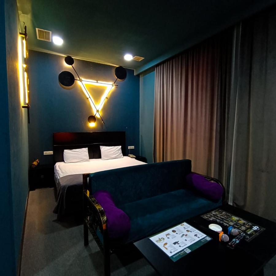 Cinema Plaza Hotel Баку Екстер'єр фото