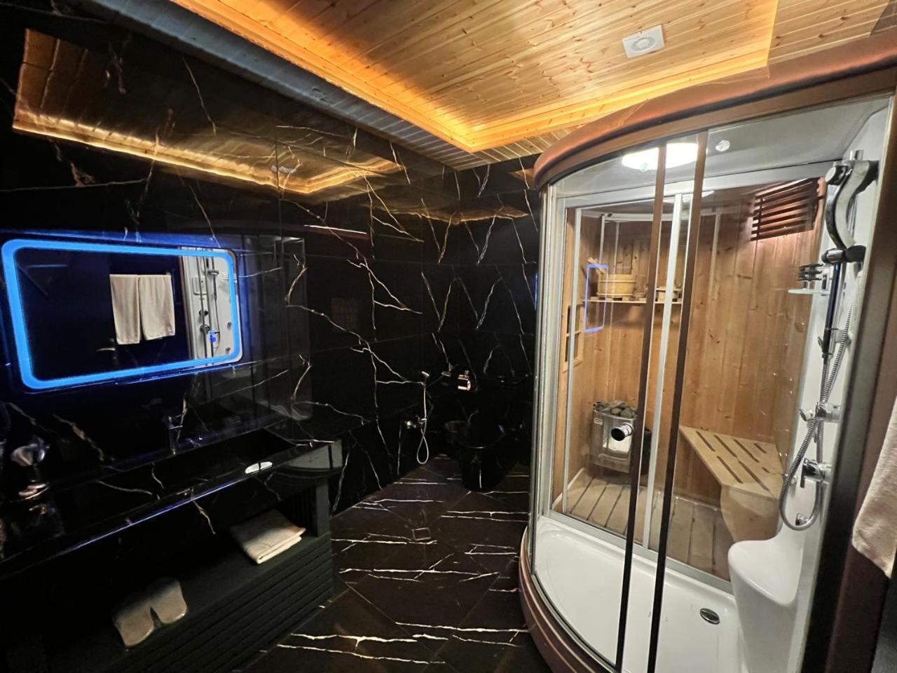 Cinema Plaza Hotel Баку Екстер'єр фото