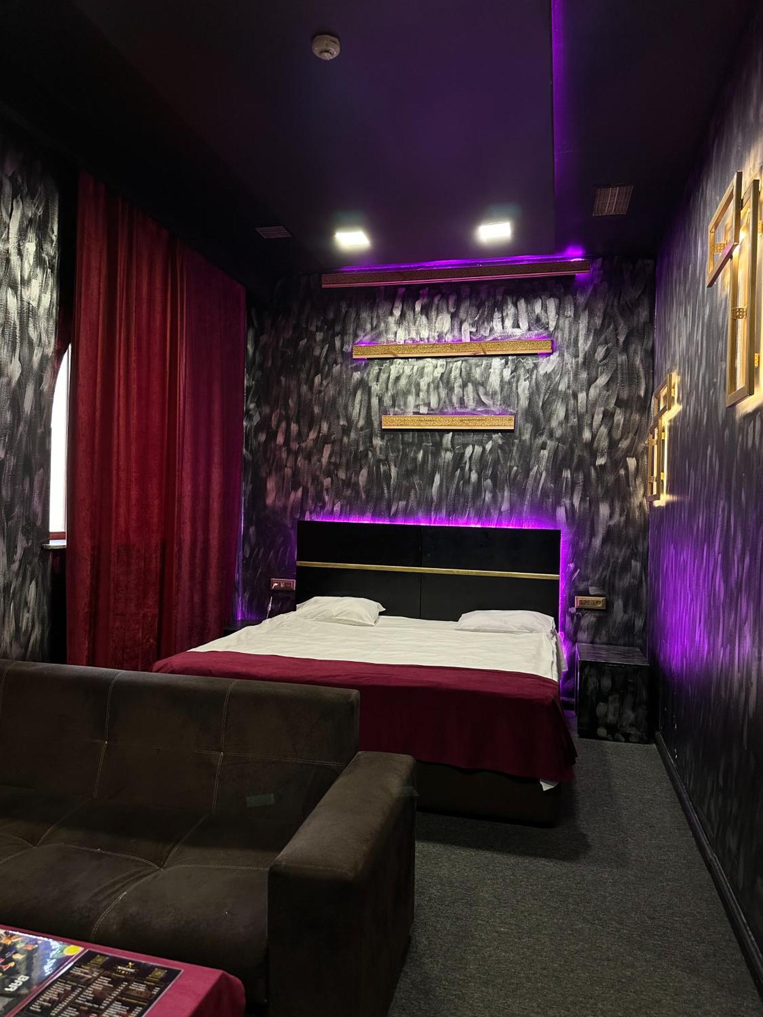 Cinema Plaza Hotel Баку Екстер'єр фото